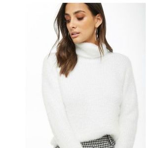 Forever 21 Ivory sweater NWT